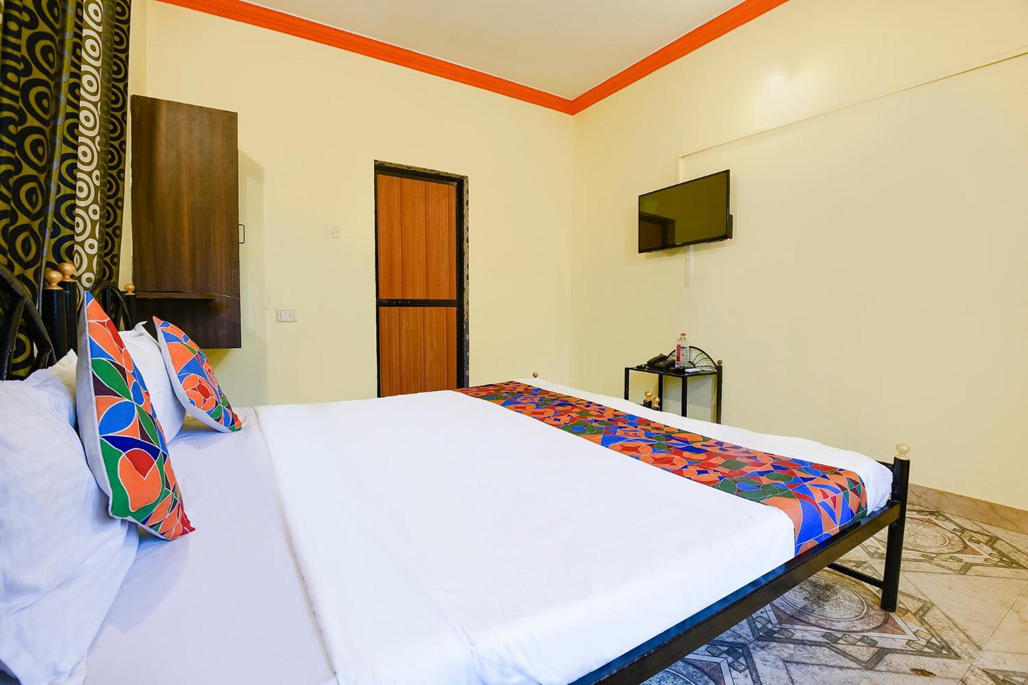 Fabhotel Joaquim Beachside Resort - Nr Tito'S Lane, Baga Beach Exterior foto